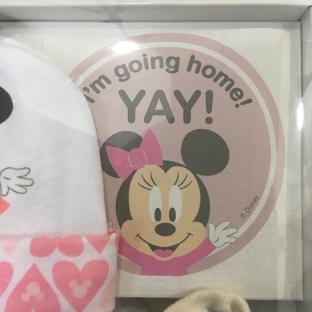 Disney Minnie Mouse 4 piece Set Take Me Home Set - Picture 3 of 8